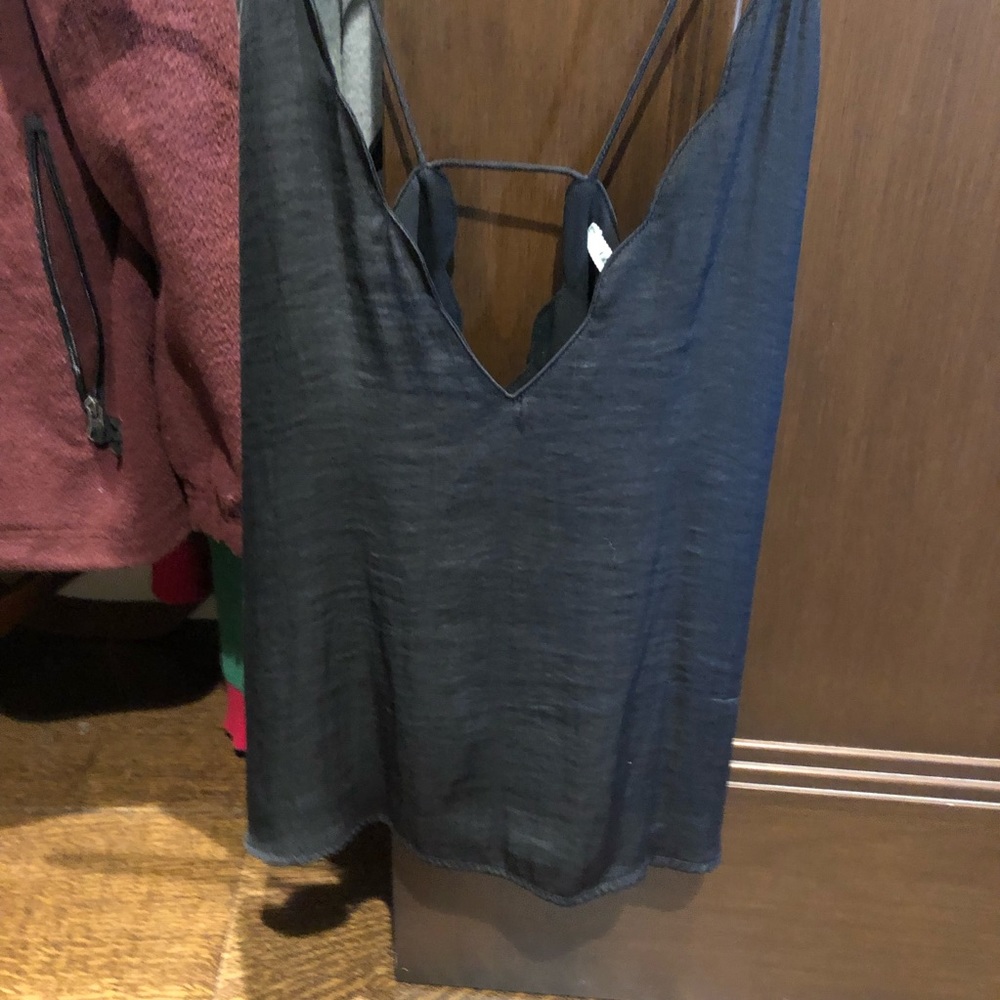 Urban silk top